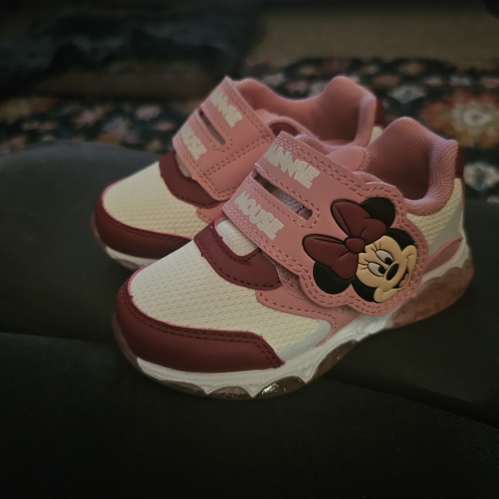 Disney Girls Pink and White Minnie Mouse Light-Up Sneakers